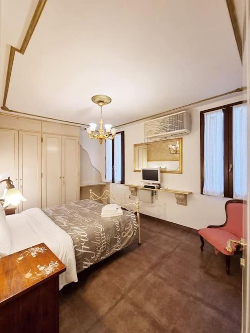 Ca'Briani Luxury - Behind S.Mark Square Venecia Exterior foto